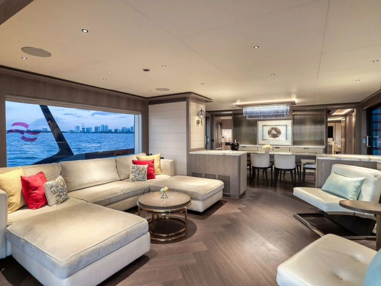 Bareboat Rental Luxury Yacht Sirena with a boat licence