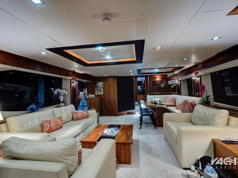 Yacht charter State of Florida cheap Splashed Out