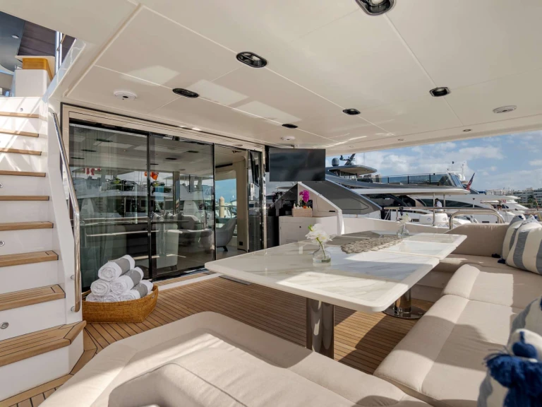 Azimut SEA OWL charter bareboat or captained in  Montauk