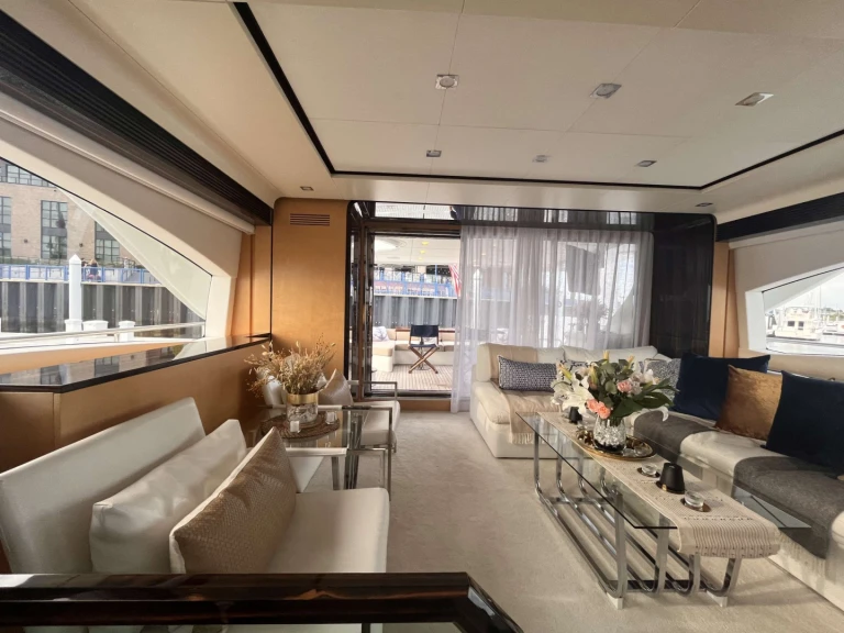 Boat rental Azimut 86  Italian Yacht  in Miami on Samboat