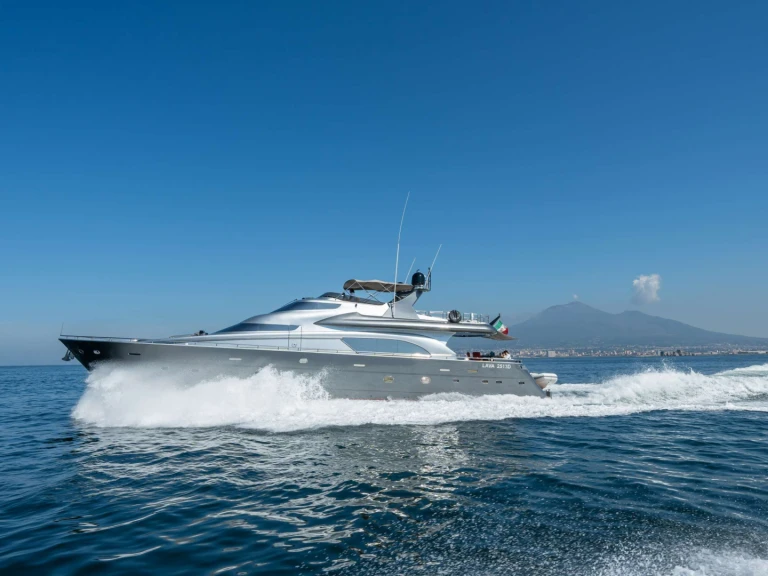 Luxury Yacht rental in Castellammare di Stabia -  LADY B
