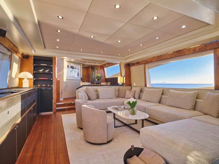 Luxury Yacht rental in Athens - Riva ANLIA