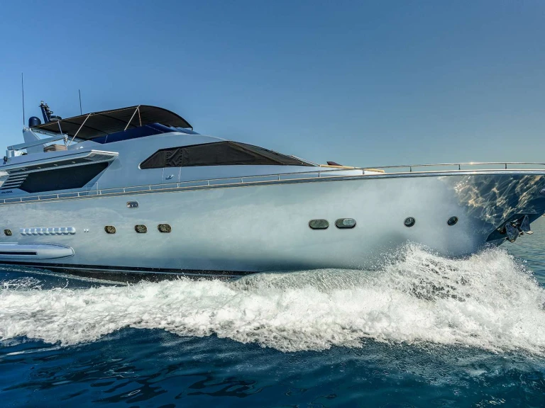 Bareboat Rental Luxury Yacht italversil with a boat licence