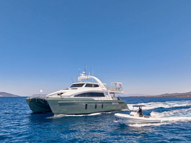 Boat rental Custom Power Cat SAMARA in Piraeus on Samboat