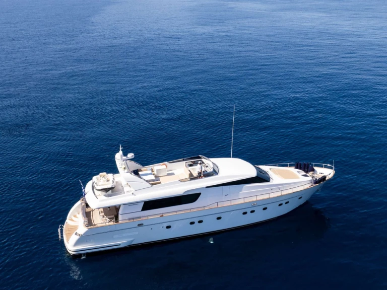 Yacht charter Piraeus cheap Alegria