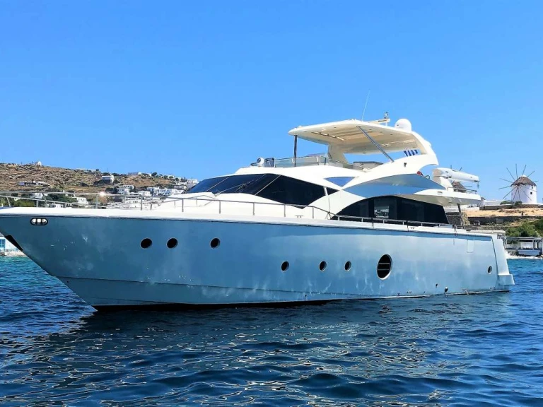 Aicon QUESTA e VITA in Athens on SamBoat