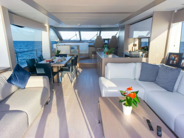 Sunseeker Milamo in Miami on SamBoat
