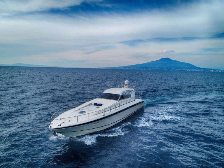 Luxury Yacht for rent Sorrento at the best price