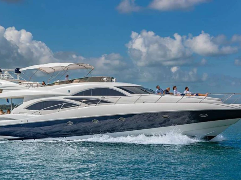 Luxury Yacht rental with or without captain Sunseeker Miami