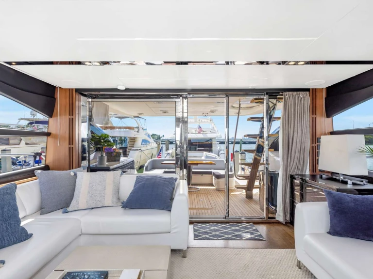 Yacht charter Miami cheap Snowbird