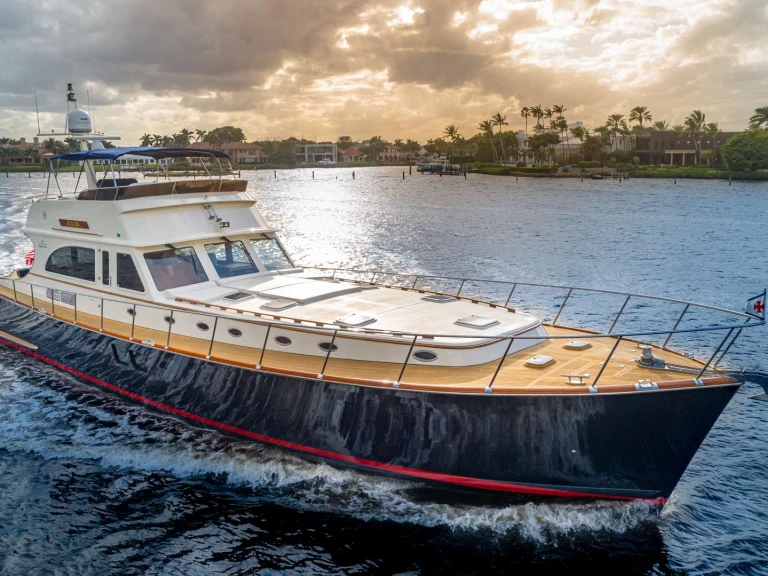 Luxury Yacht rental with or without captain Vicem State of Maine