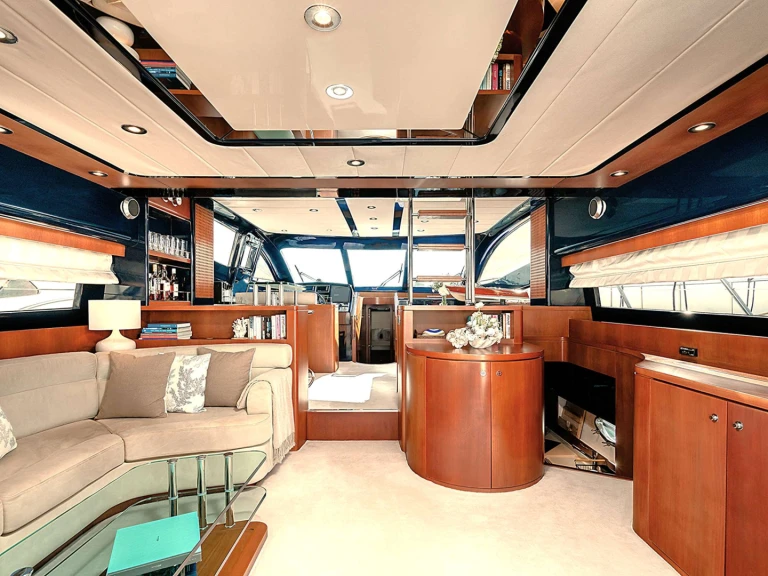 Luxury Yacht rental in Athens - Riva ETERNO