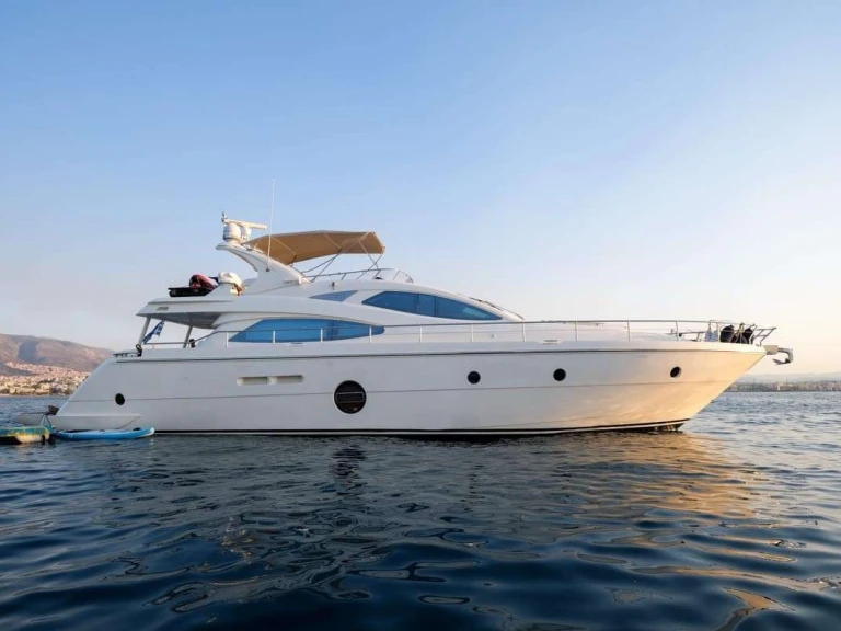 Luxury Yacht rental in Athens - Aicon SUMMER THERAPY