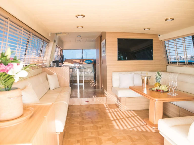 Luxury Yacht rental in Piraeus - Posillipo TEMPTATION