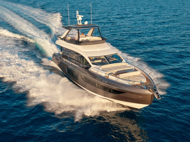 Luxury Yacht rental with or without captain Azimut Zadar