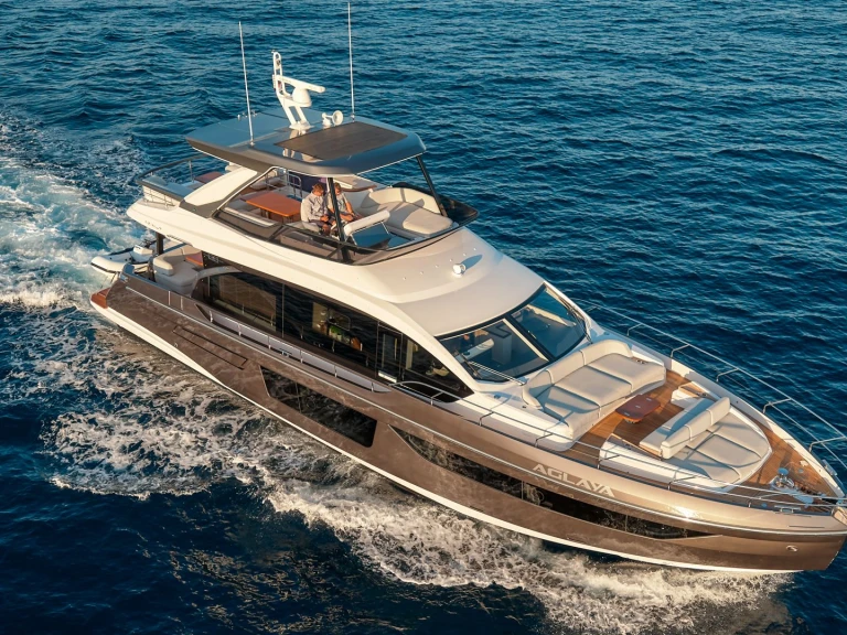 Luxury Yacht for rent Zadar at the best price