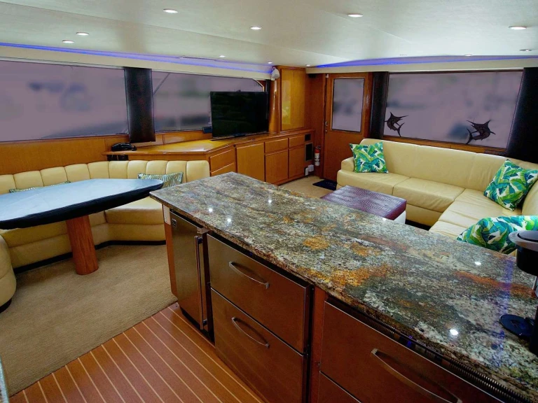 Luxury Yacht for rent Fort Lauderdale at the best price