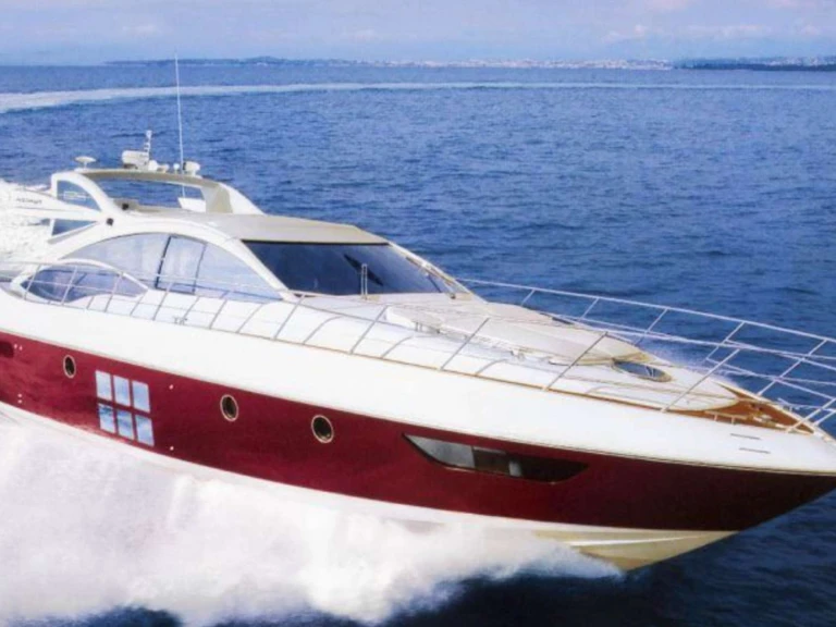 Luxury Yacht for rent Bahamas at the best price