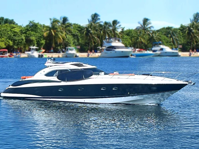 Luxury Yacht rental with or without captain Sunseeker Bimini