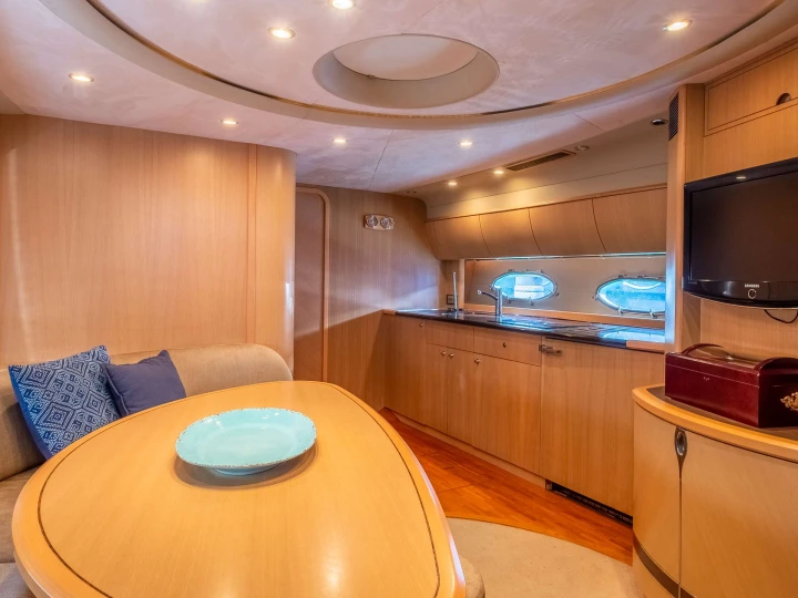 Luxury Yacht for rent Fajardo at the best price