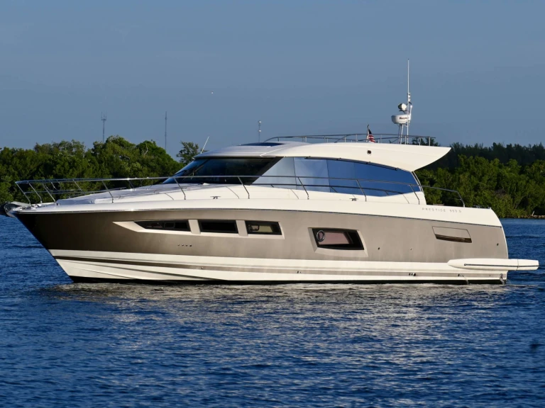 Prestige Yachts 60 Prestige in Caribbean on SamBoat