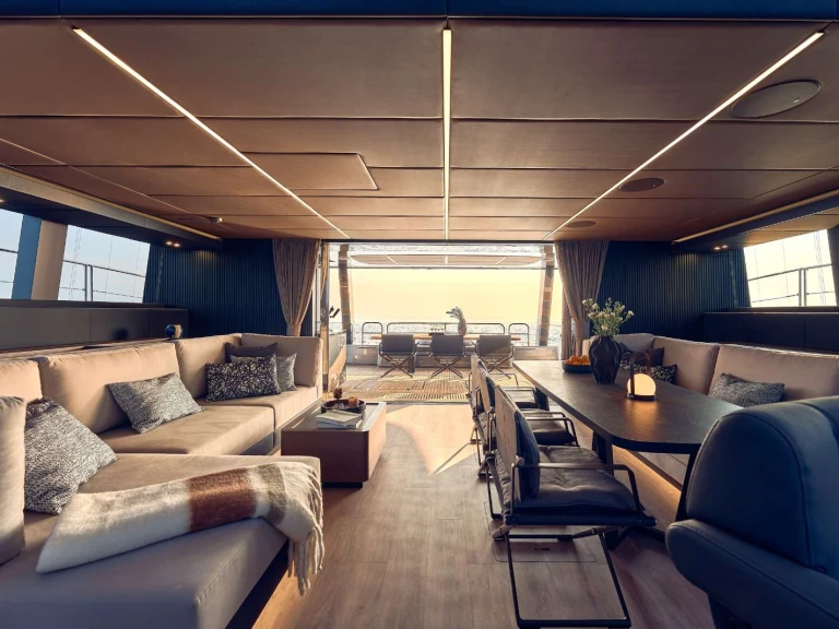 Luxury Yacht rental with or without captain Sunreef State of Florida