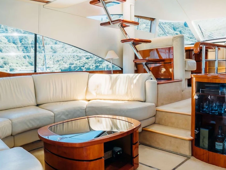 Fairline-Squadron INDIAN SUMMER in Picton on SamBoat