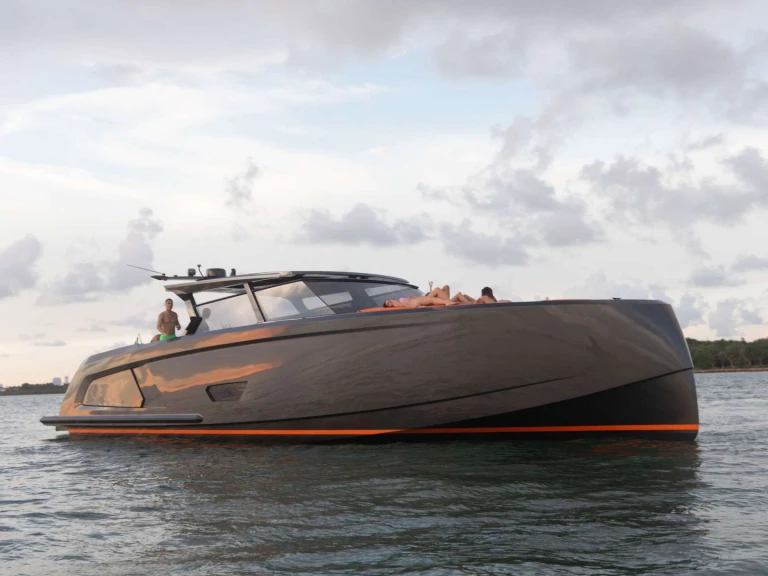Yacht charter Suffolk cheap Sexsea