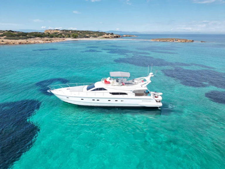 Ferretti SUMMER CAMP in Athens on SamBoat