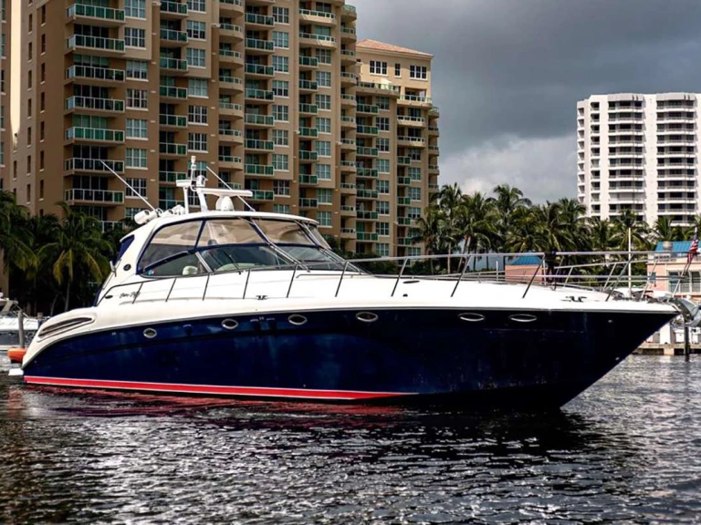 Yacht charter Miami cheap indulgence 24/7