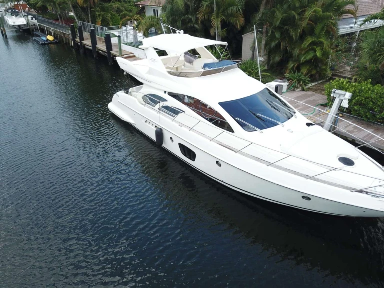 Luxury Yacht rental in Miami Beach - Azimut Shedai