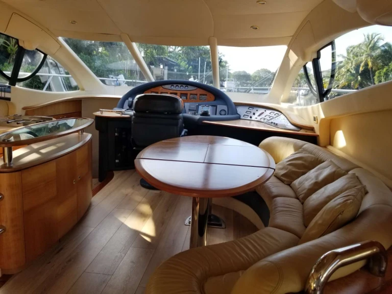 Luxury Yacht rental with or without captain Azimut Miami Beach