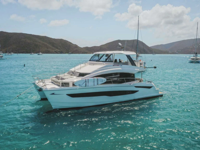 Luxury Yacht rental with or without captain Aquila British Virgin Islands (BVI)