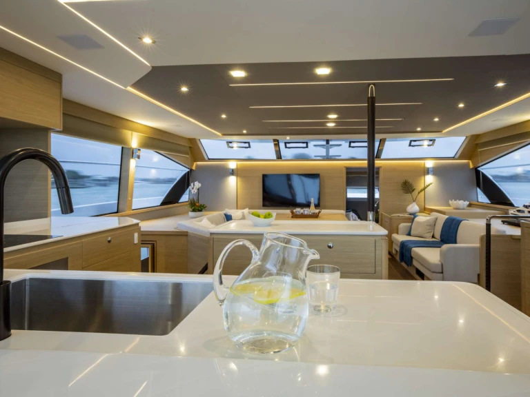 Aquila A Yachta Fun in British Virgin Islands (BVI) on SamBoat