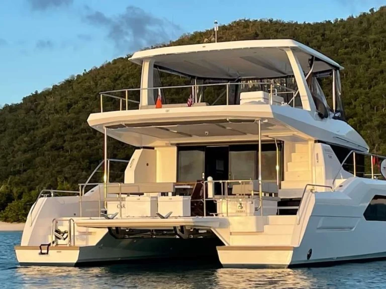 Rent a Leopard BLUE EYES Virgin Gorda Island