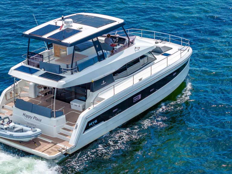 Bareboat Rental Luxury Yacht Fountaine Pajot with a boat licence