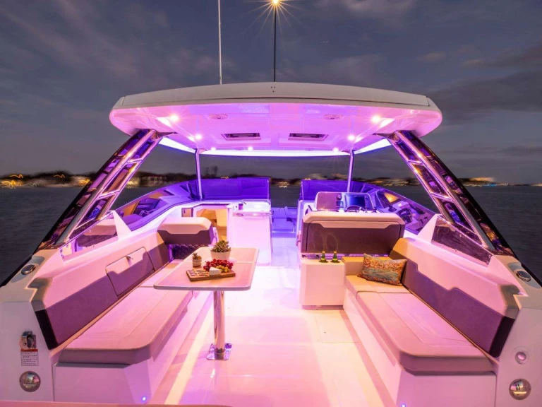 Luxury Yacht for rent Port Fréjus at the best price
