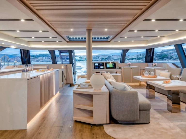 Luxury Yacht rental in Caribbean - Fountaine Pajot Thira 80
