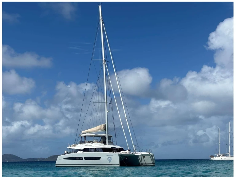 Fountaine Pajot Sapphire in British Virgin Islands (BVI) on SamBoat