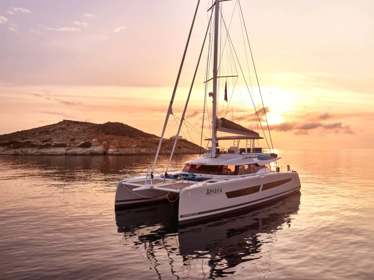 Yacht charter Néa Péramos cheap APHAEA