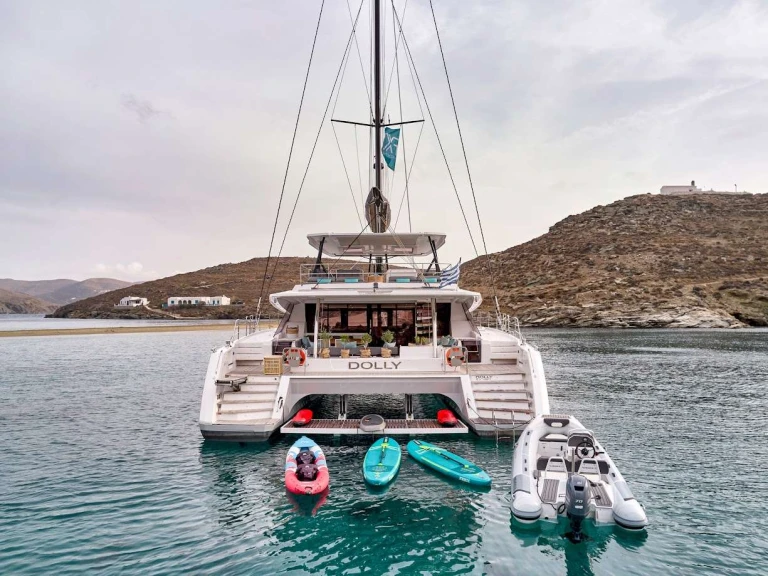 Bareboat Rental Luxury Yacht Fountaine Pajot with a boat licence