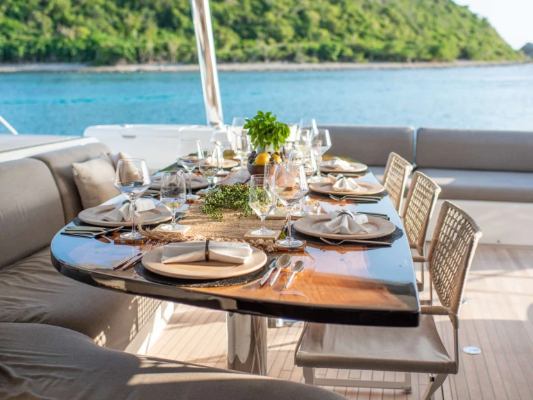 Lagoon JUSTIFIED HORIZONS charter bareboat or captained in  Benner