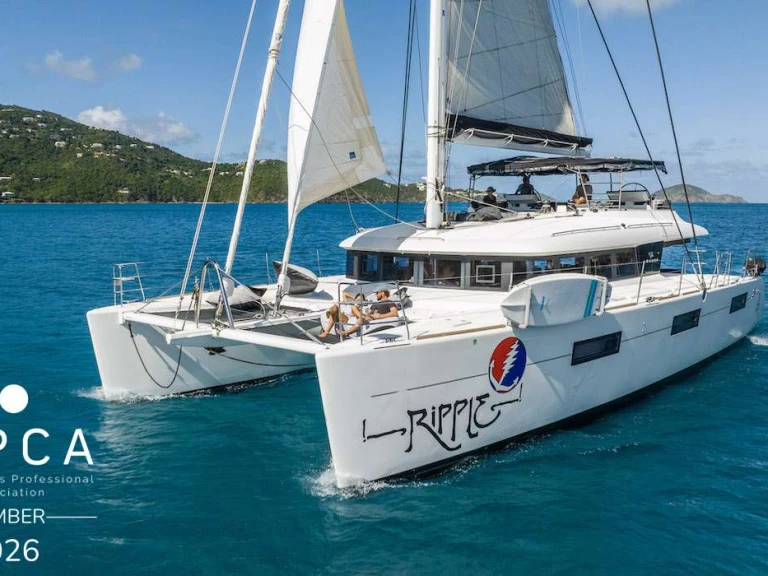 Yacht charter Saint Thomas Island cheap RIPPLE