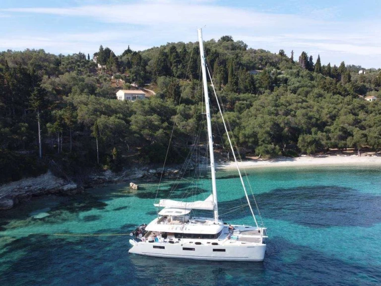 Lagoon GRACE in Préveza on SamBoat