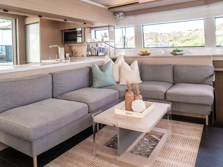 Luxury Yacht rental in Tortola - Lagoon MINTED ONE