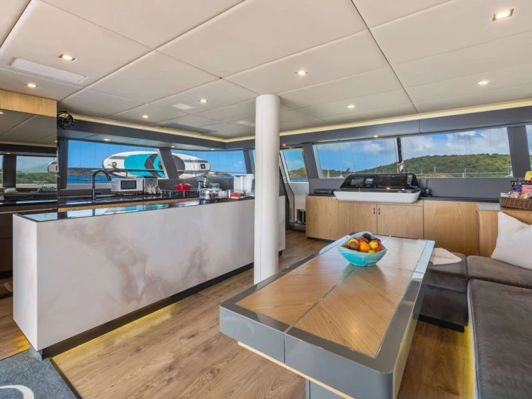 Luxury Yacht rental in Tortola - Sunreef AMAYA