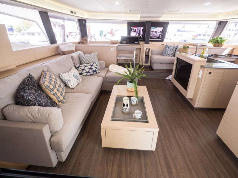 Rent a Fountaine Pajot BLUE PEPPER U.S. Virgin Islands