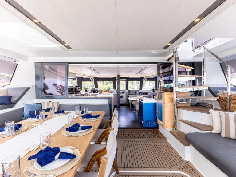 Luxury Yacht rental in British Virgin Islands (BVI) - Fountaine Pajot PERFECT LANDING 