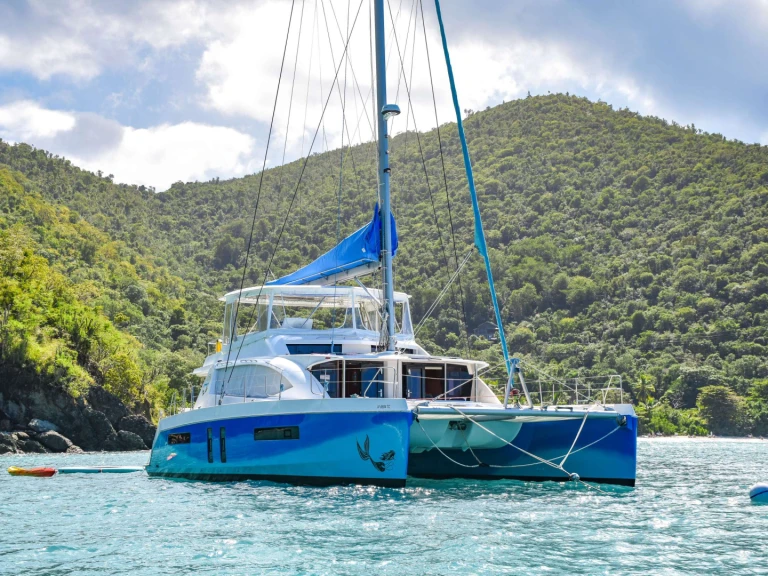 Luxury Yacht rental in British Virgin Islands (BVI) - Leopard TOUCH THE SKY