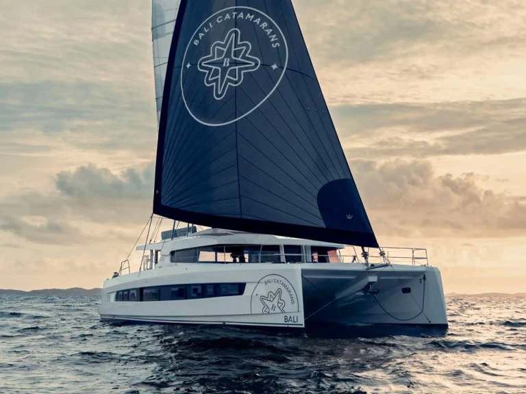 Luxury Yacht rental with or without captain Bali Red Hook